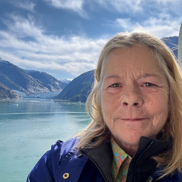 Meet your Posher, Yvonne - Picture 2 of 6